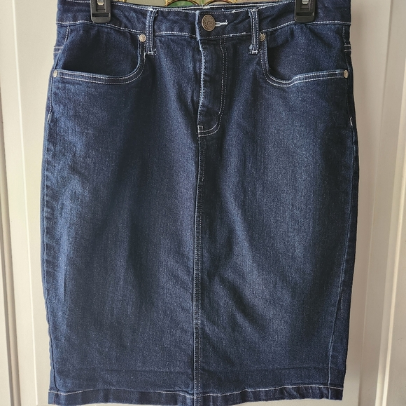 Lexi Dresses & Skirts - Lexi Jean Skirt